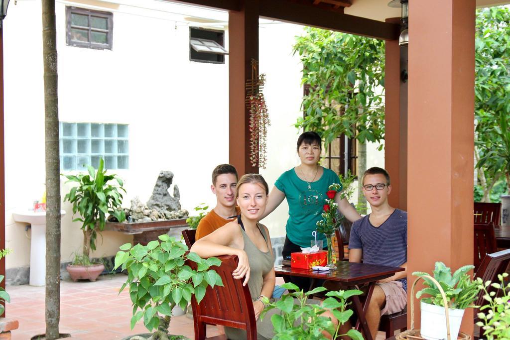 Village Love Homestay Хойан Экстерьер фото