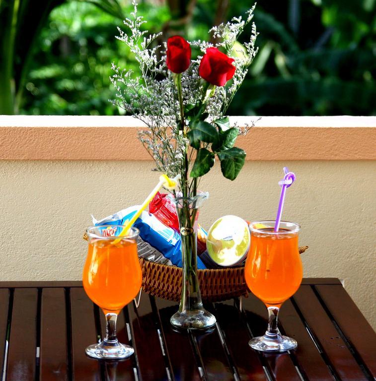 Village Love Homestay Хойан Экстерьер фото