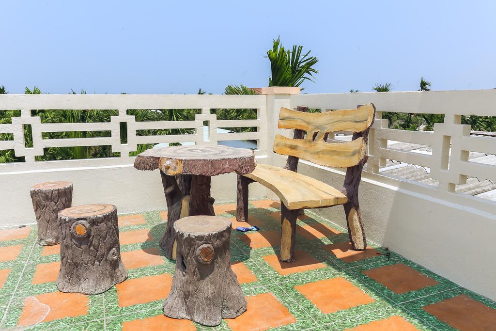 Village Love Homestay Хойан Экстерьер фото